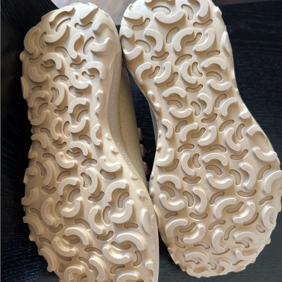 Allbirds Women's Trail Runner SWT size 7.5 New in Box - Picture 4 of 4